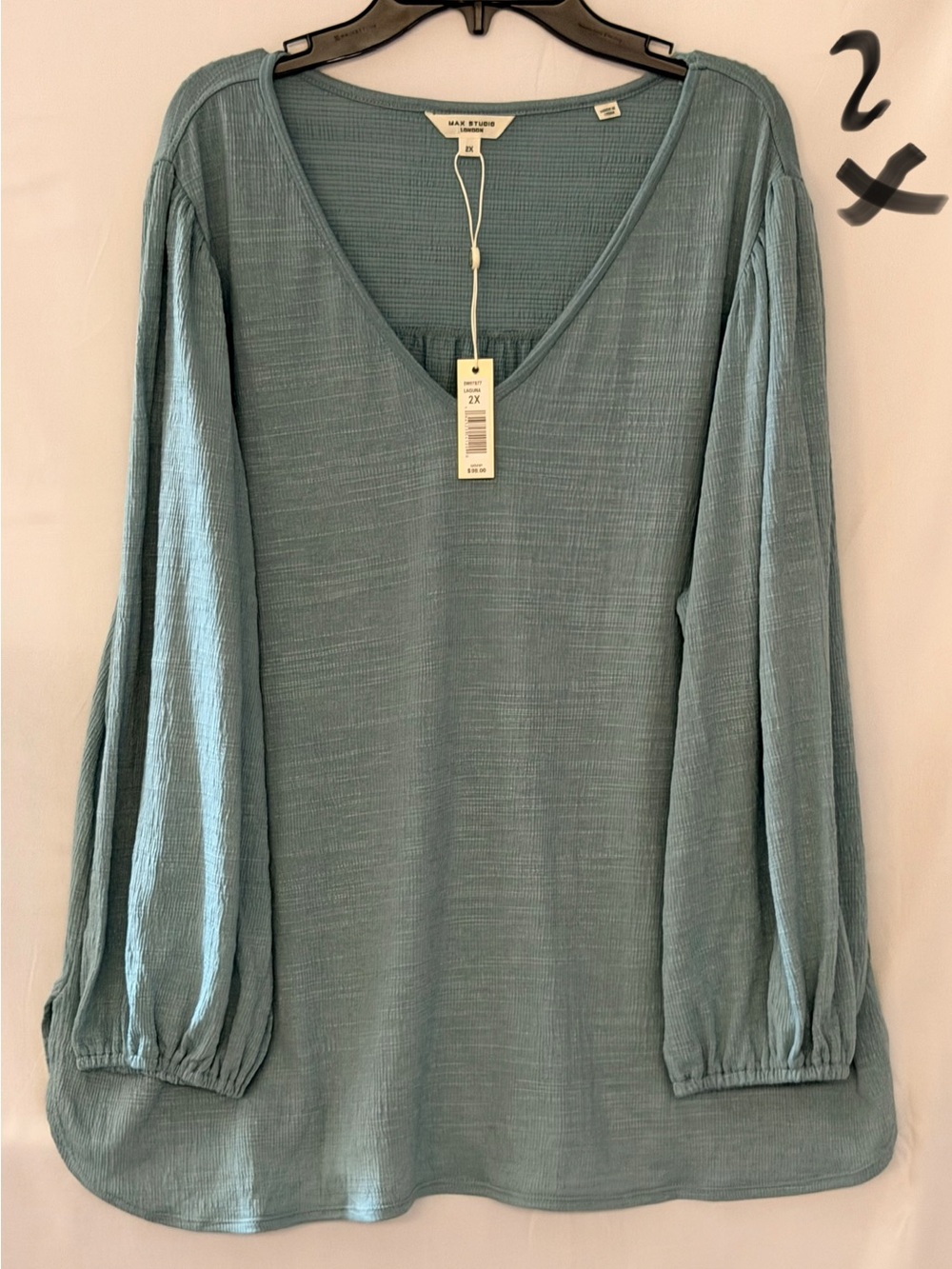 Max Studio Seafoam V-Neck Long Sleeve Tunic
